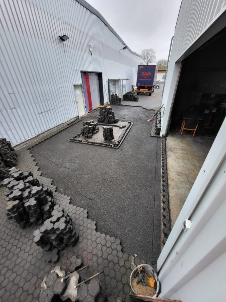 photo_2025-12-14_23-03-17