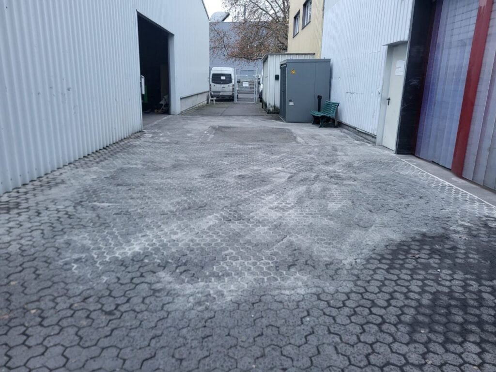 photo_2025-12-14_23-03-32